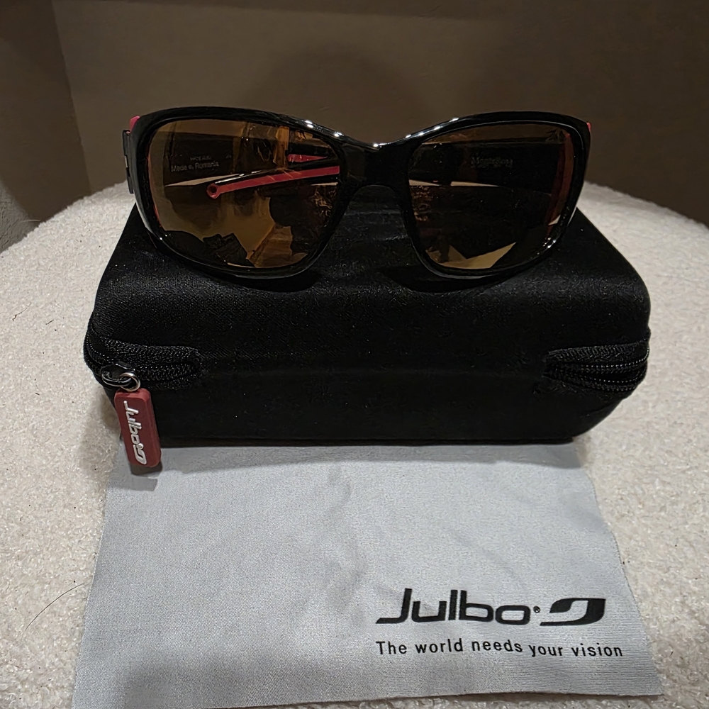 Julbo Zebra Women's Mountaineering Glasses. Excellent Used Condition, Used ONCE